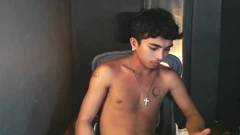 Snapshot of asian_hunk_moreno chatting on July 15, 5:29 pm Yuri online show from July 15, 5:29 pm