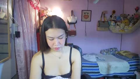asian_llory online show from March 4, 1:33 am