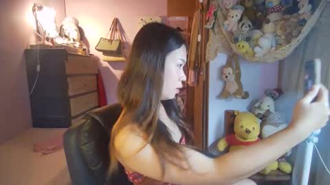 Snapshot of asian_llory chatting on March 28, 2:33 am asian_llory online show from March 28, 2:33 am