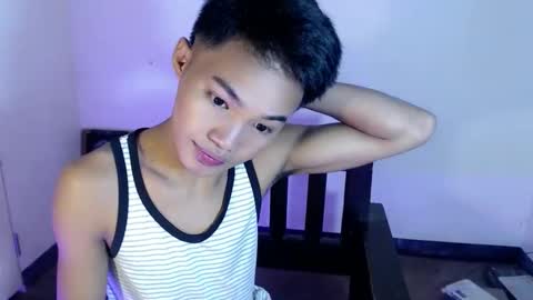 asian_lover05 online show from February 6, 8:56 pm