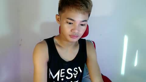 asian_lover05 online show from April 26, 11:02 pm