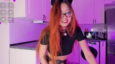 asian_loverpop online show from May 17, 3:48 am