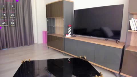 asian_loverpop online show from May 24, 3:44 am