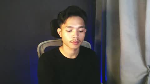 Snapshot of asian_mjxx chatting on June 3, 9:23 am cCALL ME MJ online show from June 3, 9:23 am