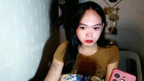 Snapshot of asian_pretty143 chatting on May 11, 2:45 pm asian_pretty143 online show from May 11, 2:45 pm