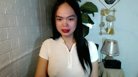 Snapshot of asian_pretty143 chatting on July 7, 3:05 pm asian_pretty143 online show from July 7, 3:05 pm
