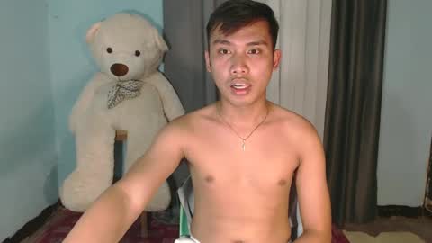 Snapshot of asian_prince_echoxx chatting on December 5, 11:49 am Echoo online show from December 5, 11:49 am