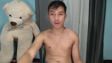 Snapshot of asian_prince_echoxx chatting on December 8, 6:22 am Echoo online show from December 8, 6:22 am