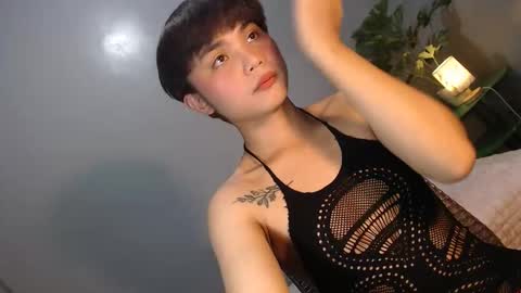Snapshot of asian_reyshell chatting on April 4, 4:55 am Reyshell online show from April 4, 4:55 am