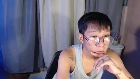 Snapshot of asian_seanbrownxxx chatting on January 6, 2:32 pm asian_seanbrownxxx online show from January 6, 2:32 pm