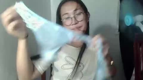 Snapshot of asian_shangxxx chatting on May 25, 2:34 pm asian_shangxxx online show from May 25, 2:34 pm