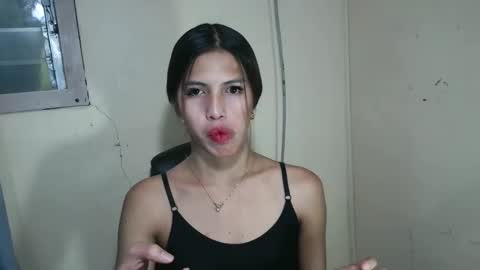 Snapshot of asian_sweetpinayxxx chatting on May 4, 9:55 pm asian_sweetpinayxxx online show from May 4, 9:55 pm
