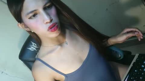 Snapshot of asian_sweetpinayxxx chatting on May 18, 4:07 am asian_sweetpinayxxx online show from May 18, 4:07 am