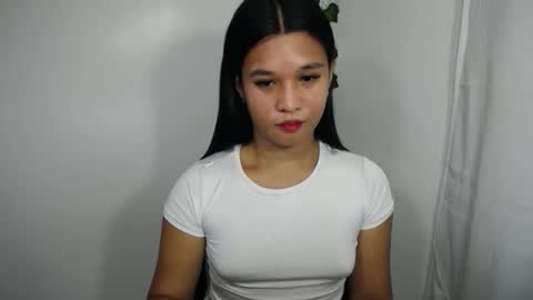 Yan online show from March 25, 4:57 pm