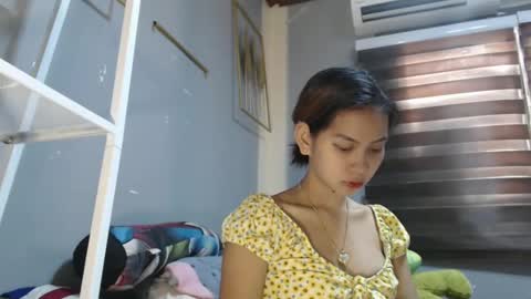 Snapshot of asiancharlotte chatting on March 10, 5:43 am asian charlotte online show from March 10, 5:43 am