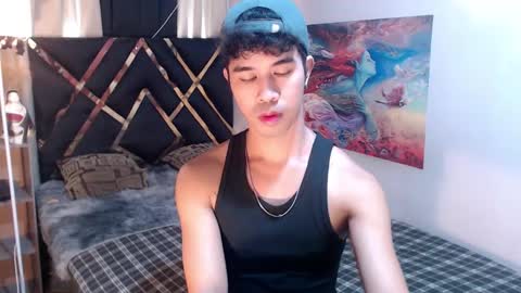 asiancum_peter online show from January 6, 1:31 am