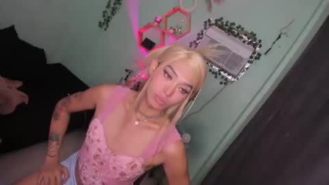 Bry online show from November 14, 12:20 am