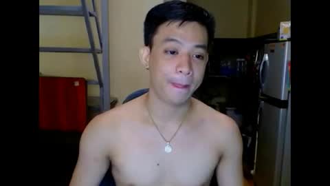 asiandreamboyx online show from October 13, 11:21 am