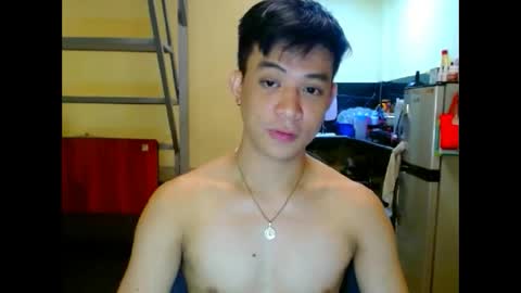 asiandreamboyx online show from March 23, 4:33 pm