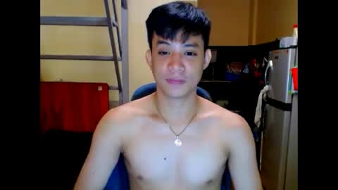 asiandreamboyx online show from April 1, 4:35 am