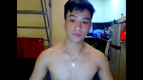 asiandreamboyx online show from April 10, 4:50 am