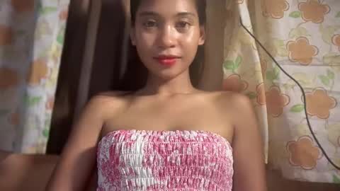 Snapshot of asianfuckdolljai chatting on April 22, 1:19 am asianfuckdolljai online show from April 22, 1:19 am