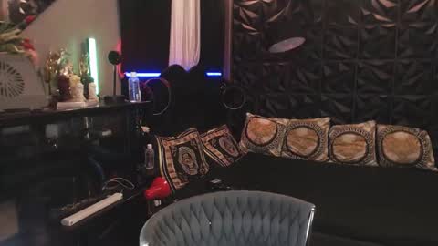 Snapshot of asianfuckertwink chatting on November 27, 11:45 am asianfuckertwink online show from November 27, 11:45 am