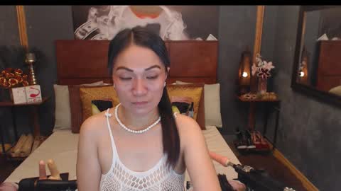 Snapshot of asianhotjasmin chatting on May 16, 10:36 am asianhotjasmin online show from May 16, 10:36 am