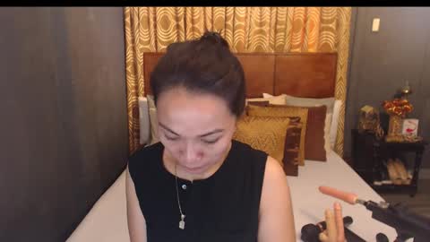 Snapshot of asianhotjasmin chatting on May 31, 3:47 am asianhotjasmin online show from May 31, 3:47 am
