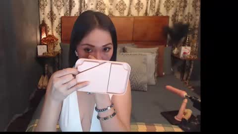 Snapshot of asianhotjasmin chatting on June 24, 6:40 pm asianhotjasmin online show from June 24, 6:40 pm