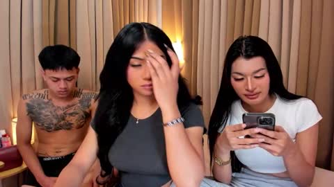 Snapshot of asianhugecocknina chatting on September 25, 6:39 am asianhugecocknina online show from September 25, 6:39 am