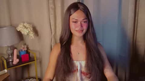 Snapshot of asiankianna chatting on December 2, 5:52 pm Kianna online show from December 2, 5:52 pm