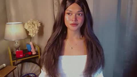 Snapshot of asiankianna chatting on December 14, 10:31 am Kianna online show from December 14, 10:31 am