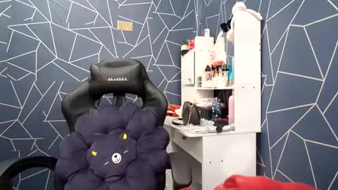 Just call me kiara online show from December 3, 2:04 pm