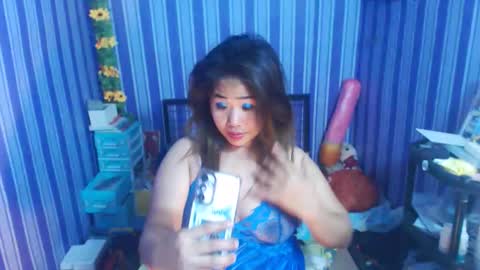 Snapshot of asiankitty23xx chatting on May 18, 12:40 am asiankitty23xx online show from May 18, 12:40 am