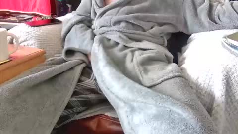 Snapshot of asianlooker chatting on February 5, 1:27 pm John online show from February 5, 1:27 pm