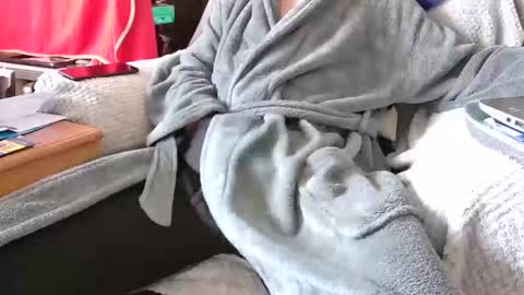 Snapshot of asianlooker chatting on February 9, 1:15 pm John online show from February 9, 1:15 pm