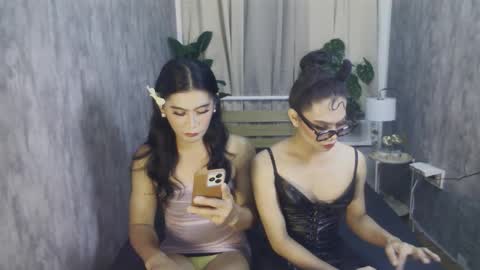 asianloreen24 online show from November 26, 1:45 pm