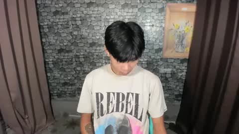 Snapshot of asianplayboyx chatting on October 15, 6:30 pm mark online show from October 15, 6:30 pm