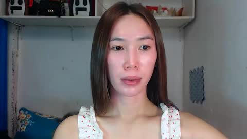 Snapshot of asianqt19 chatting on May 9, 5:56 am J A D E online show from May 9, 5:56 am