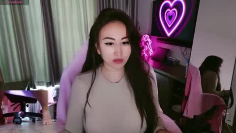 Snapshot of asianqueen777ohmi chatting on October 27, 3:21 am Rose Mingna online show from October 27, 3:21 am