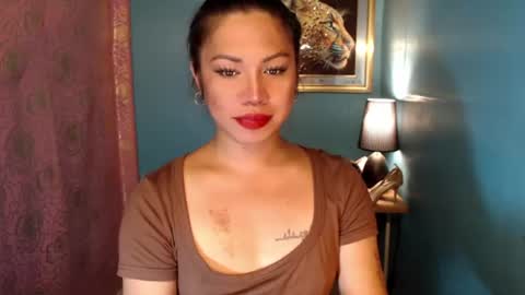 Snapshot of asiansignificant chatting on June 15, 12:57 am Babe online show from June 15, 12:57 am