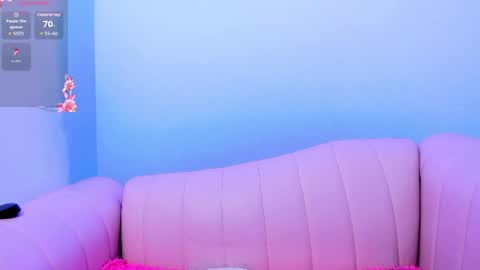 Snapshot of asianslut_ chatting on May 8, 5:02 am AsianSlut online show from May 8, 5:02 am