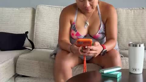 Snapshot of asiansquirtgirl chatting on May 11, 1:11 am asiansquirtgirl online show from May 11, 1:11 am