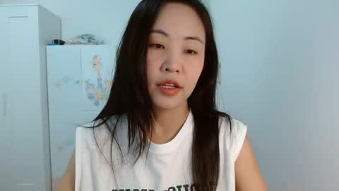 Snapshot of asiantabbyx chatting on November 7, 2:22 am Tabby online show from November 7, 2:22 am