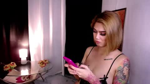 Snapshot of asiantskatie chatting on June 14, 2:24 am katie online show from June 14, 2:24 am
