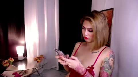 katie online show from July 18, 2:49 am