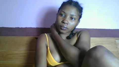 asmiraa online show from March 14, 8:03 pm