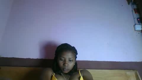 asmiraa online show from April 24, 9:01 am