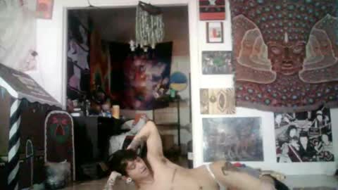 Snapshot of asmodeus_princeoflust chatting on April 16, 11:40 pm Asmodeus online show from April 16, 11:40 pm
